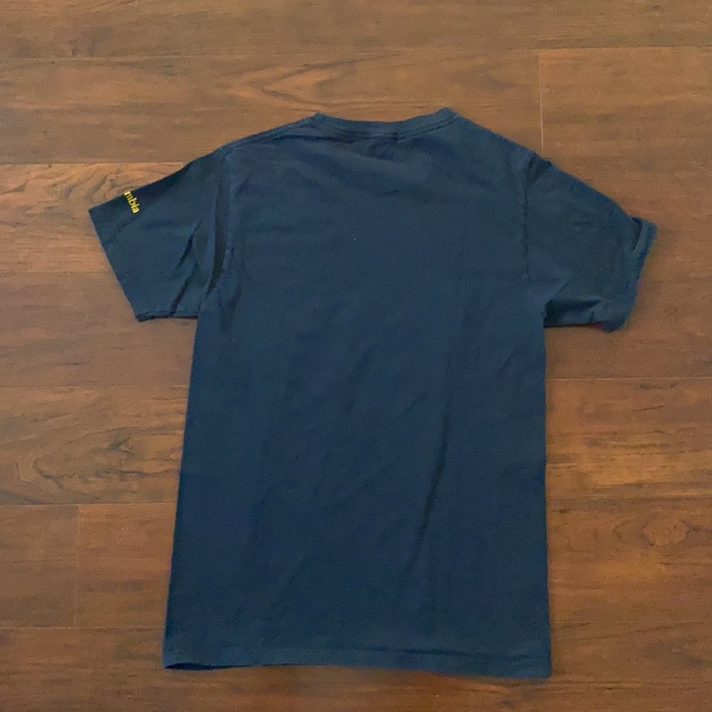 Columbia tee! - Picture 6 of 6